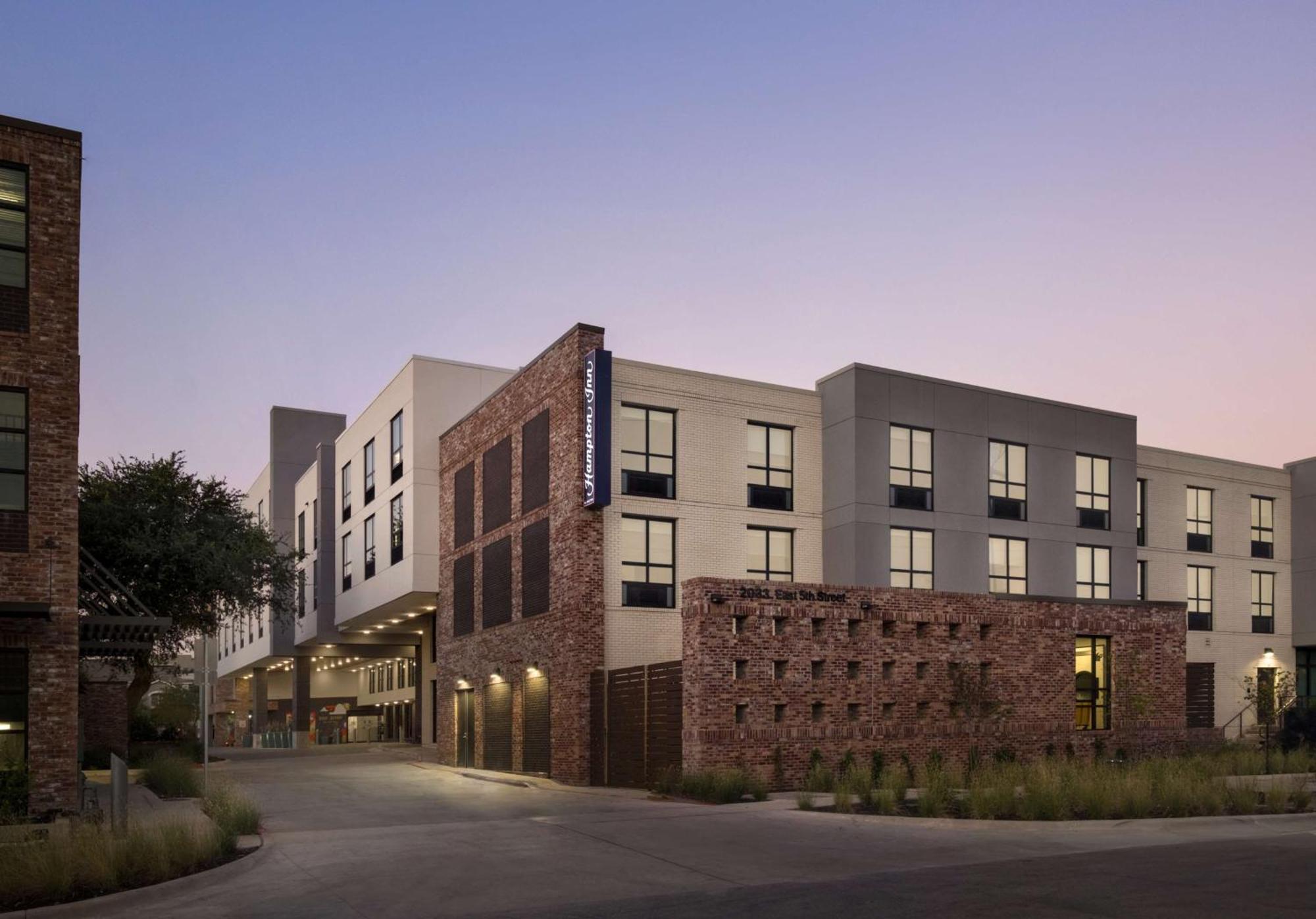 Hotel Hampton By Hilton East Austin - Near Ut And Capitol Esterno foto