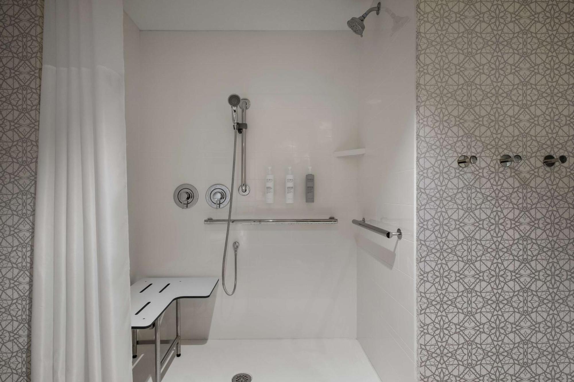 Hotel Hampton By Hilton East Austin - Near Ut And Capitol Esterno foto